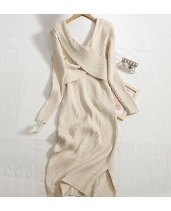 Трикотажное платье с V-вырезом 110672