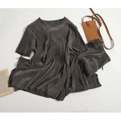 Костюм из жатой ткани 110743 Костюм из жатой ткани 110743