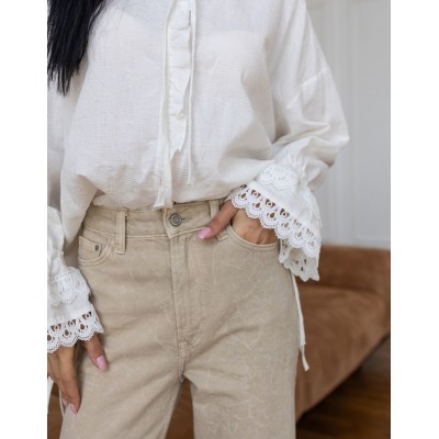 Біла блузка з манжетами 111679 Біла блузка з манжетами 111679