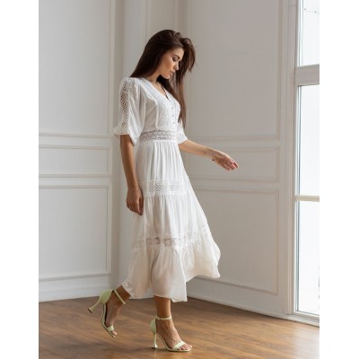 Белое платье миди с кружевом 111715 Белое платье миди с кружевом 111715