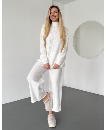Вязаний костюм білий 111814