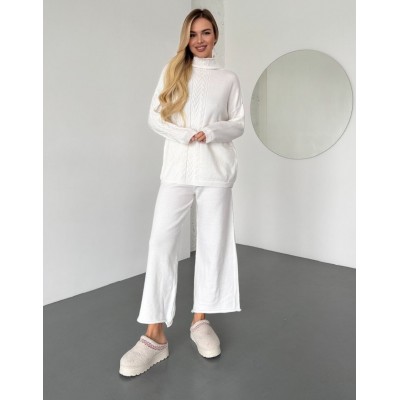 Вязаний костюм білий 111814 Вязаний костюм білий 111814
