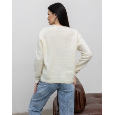 Пухнастий вовняний светр молочний 111821 Пухнастий вовняний светр молочний 111821