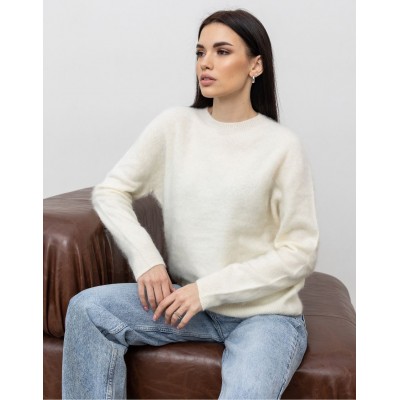 Пухнастий вовняний светр молочний 111821 Пухнастий вовняний светр молочний 111821