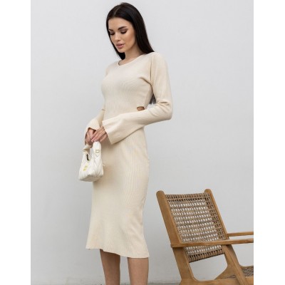 Бежева сукня з вирізом 111822 Бежева сукня з вирізом 111822