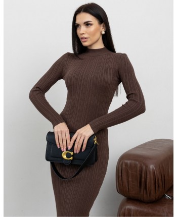 Силуэтное платье миди шоколадное 111827