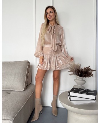 Сатиновий костюм бежевий 111805