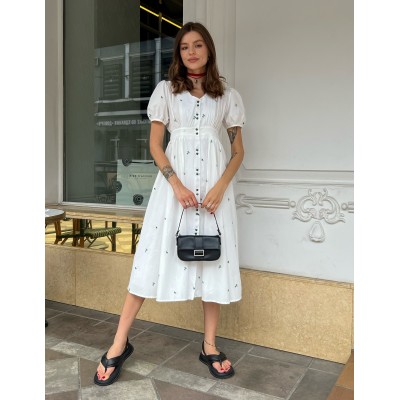 Сукня з зеленою вишивкою 111134 Сукня з зеленою вишивкою 111134