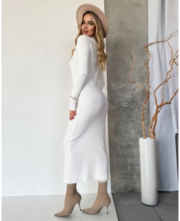 Біла силуетна сукня міді 111381