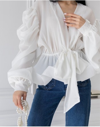 Блуза з воланами біла 111394