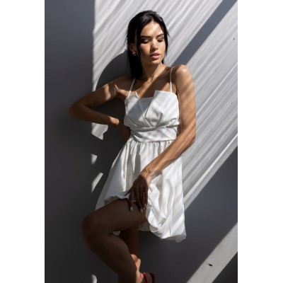 Білий сарафан з пишною спідницею 111466 Білий сарафан з пишною спідницею 111466