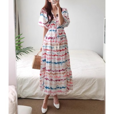 Різнокольорова сукня з поясом 111475 Різнокольорова сукня з поясом 111475