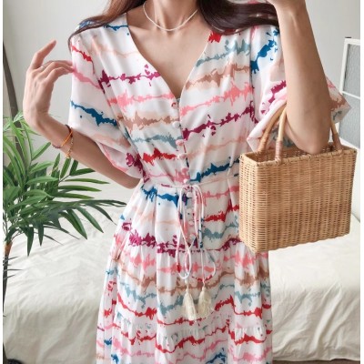 Різнокольорова сукня з поясом 111475 Різнокольорова сукня з поясом 111475