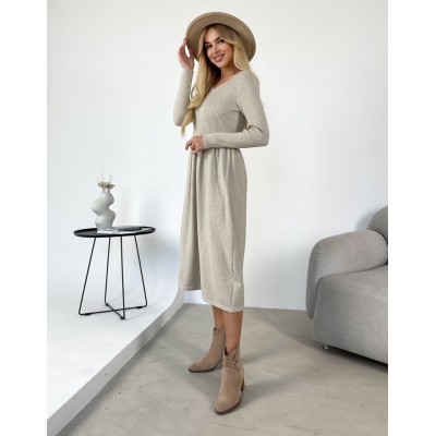 Платье с пышной юбкой бежевое 111621 Платье с пышной юбкой бежевое 111621