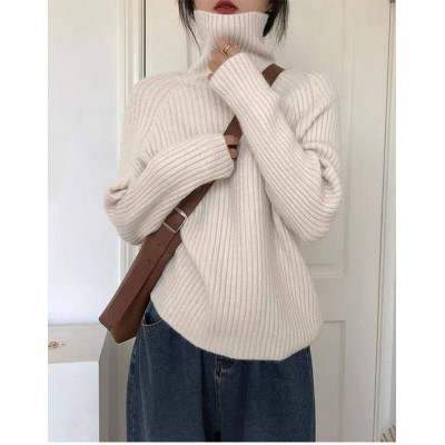 Светр білий 111626 Светр білий 111626