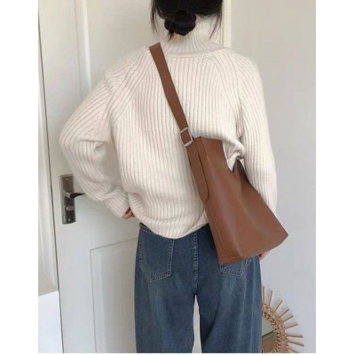 Светр білий 111626 Светр білий 111626